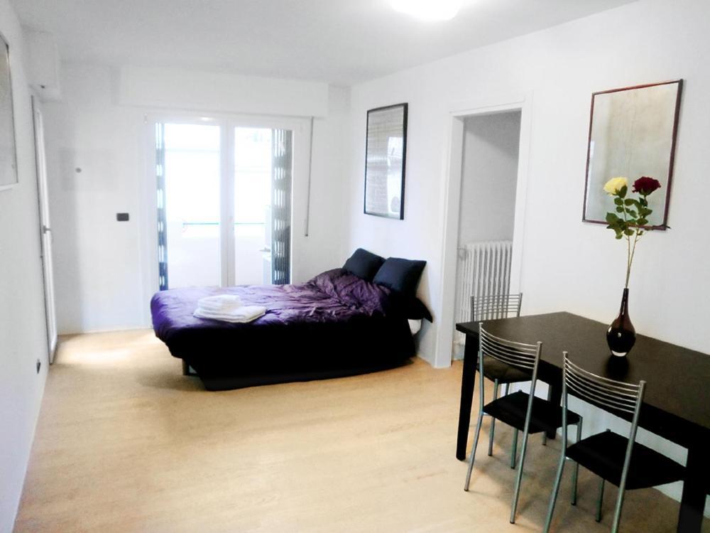 Casa Per Vacanze Liberta Florenz Zimmer foto