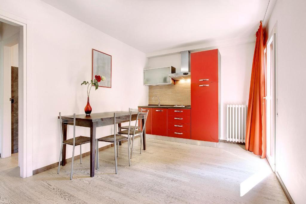 Casa Per Vacanze Liberta Florenz Zimmer foto