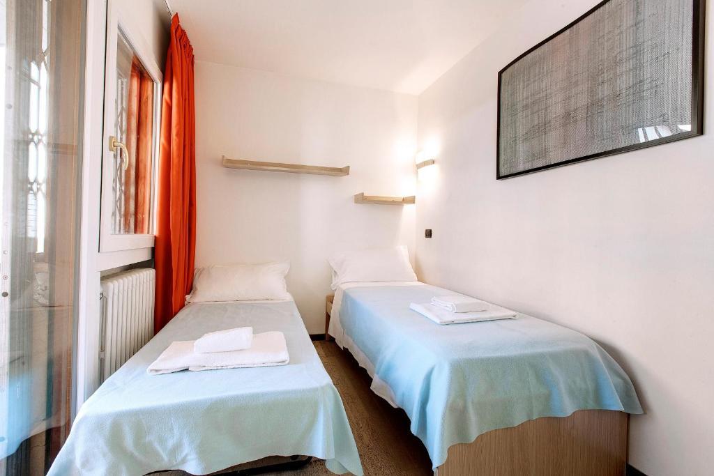 Casa Per Vacanze Liberta Florenz Zimmer foto